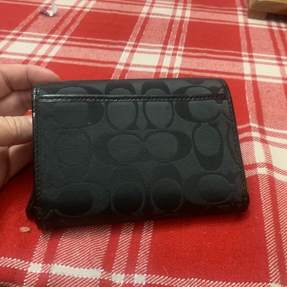 Coach Black and Gray Signature Wallet - Picture 8 of 9